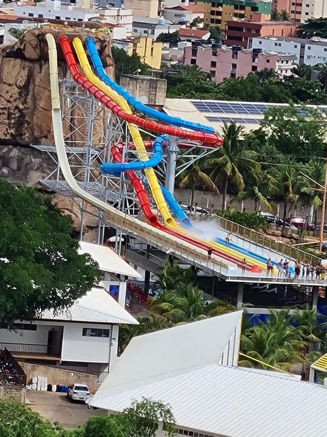 Piazza Splash Acquapark Vacation กัลดัสโนวัส ภายนอก รูปภาพ