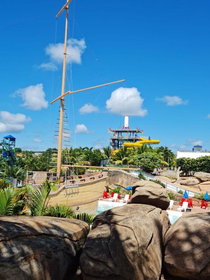 Piazza Splash Acquapark Vacation กัลดัสโนวัส ภายนอก รูปภาพ