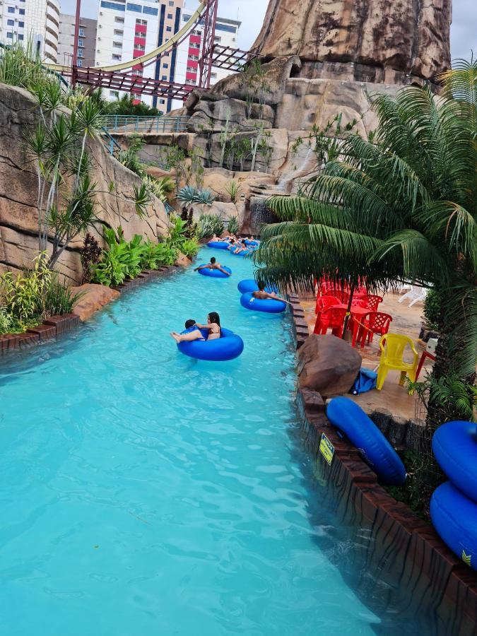 Piazza Splash Acquapark Vacation กัลดัสโนวัส ภายนอก รูปภาพ